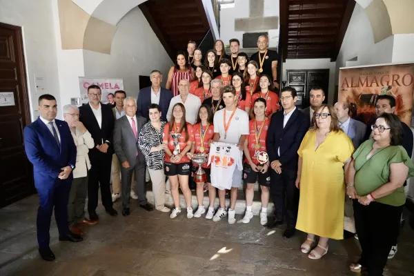 Recepción de deportistas en Almagro