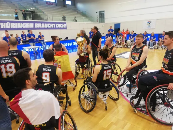 La viceconsejera de Cultura y Deporte asiste a la final en Alemania La viceconsejera de Cultura y Deporte asiste a la final en Alemania
