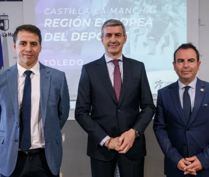 Delegado de la JCCM, de Educación, Cultura y Deportes y director general