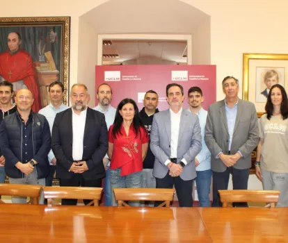El delegado provincial de Ciudad Real, en la presentación del Cto. Universitario de Atletismo