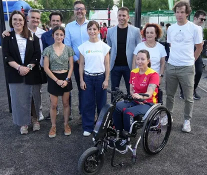 El consejero de Educación, Cultura y Deporte en el Tour Universo Mujer