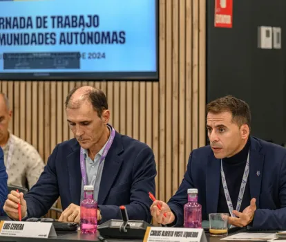 El director general de Juventud y Deportes durante su intervención