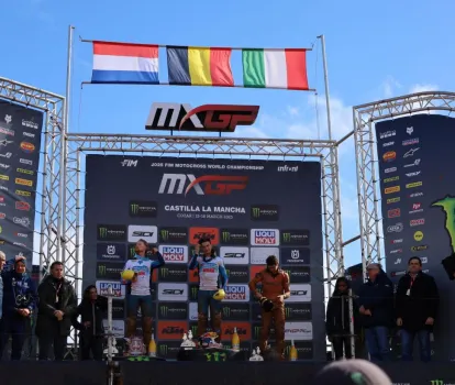 Podio del campeonato del mundo de motocross en Cózar