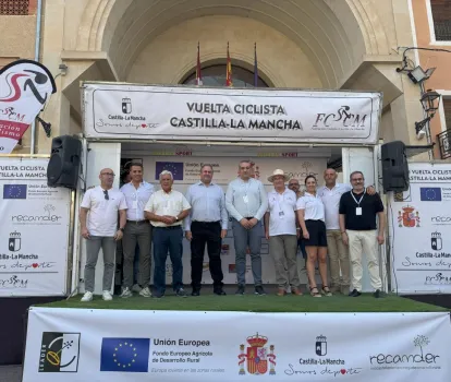 Podio Vuelta a CLM