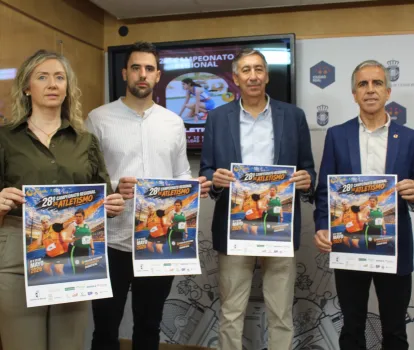 El delegado presentando el Cto. Regional en Ciudad Real
