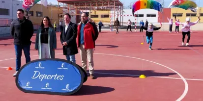 Iniciación a deportes aéreos en CEIP Barlolomé Nicolau