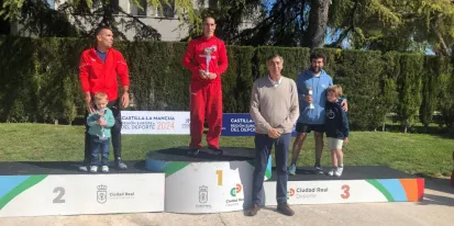 El delegado provincial en la entrega de premios