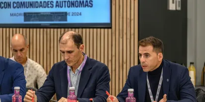 El director general de Juventud y Deportes durante su intervención