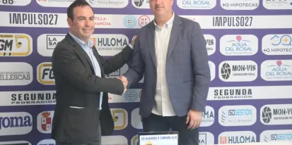 El delegado provincial, con el presidente del club