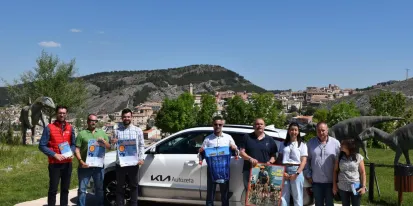 Posado con Cartel de la prueba